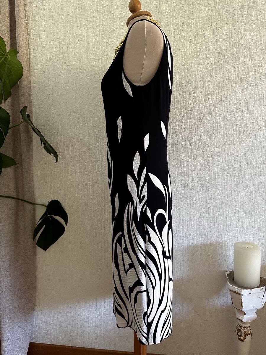 Vestiti: Robe Frank Lyman noir et blanc imprimée taille 36 – Nuovo (secondo la descrizione) da Châtelaine venduto da Alexandra.jankowski 2