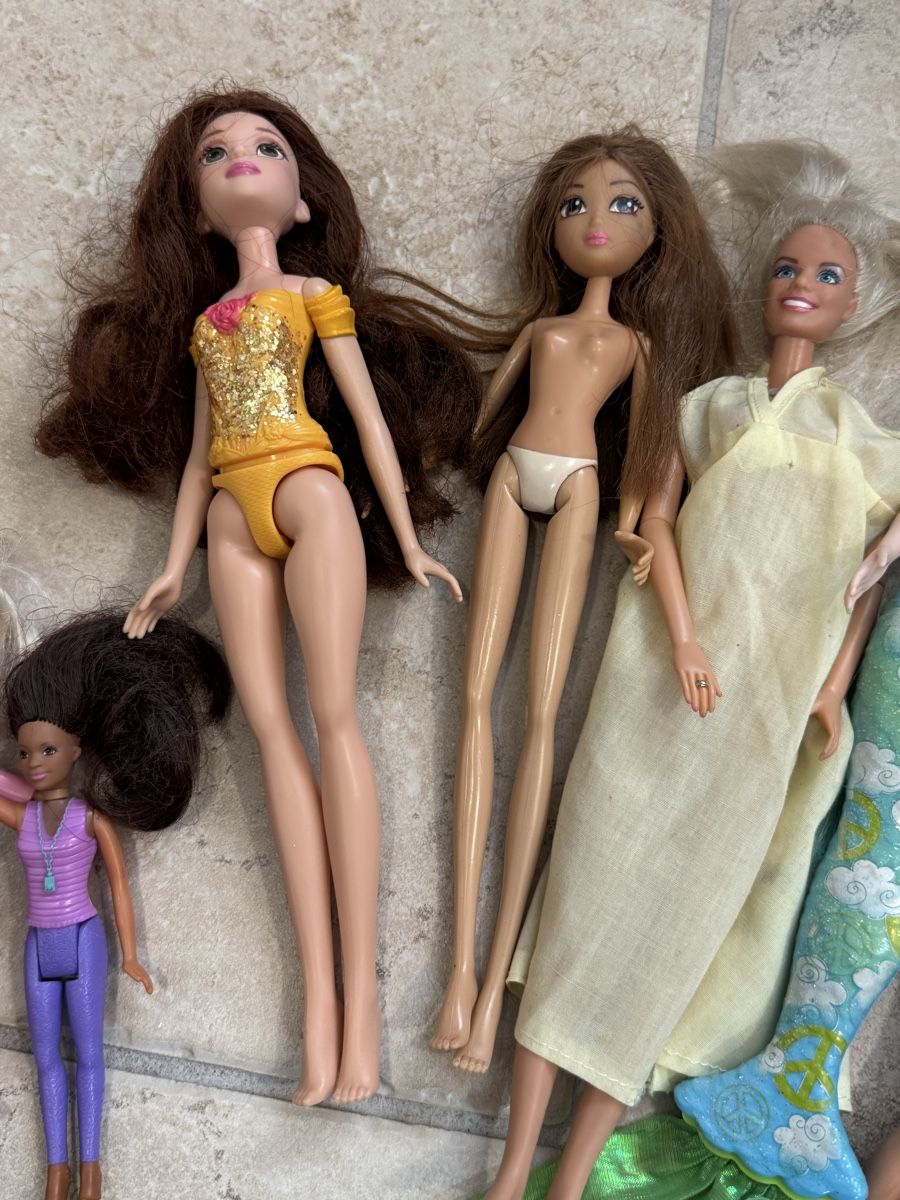 Bambole: LOT BARBIE – Usato da Bedano venduto da VBimby 3