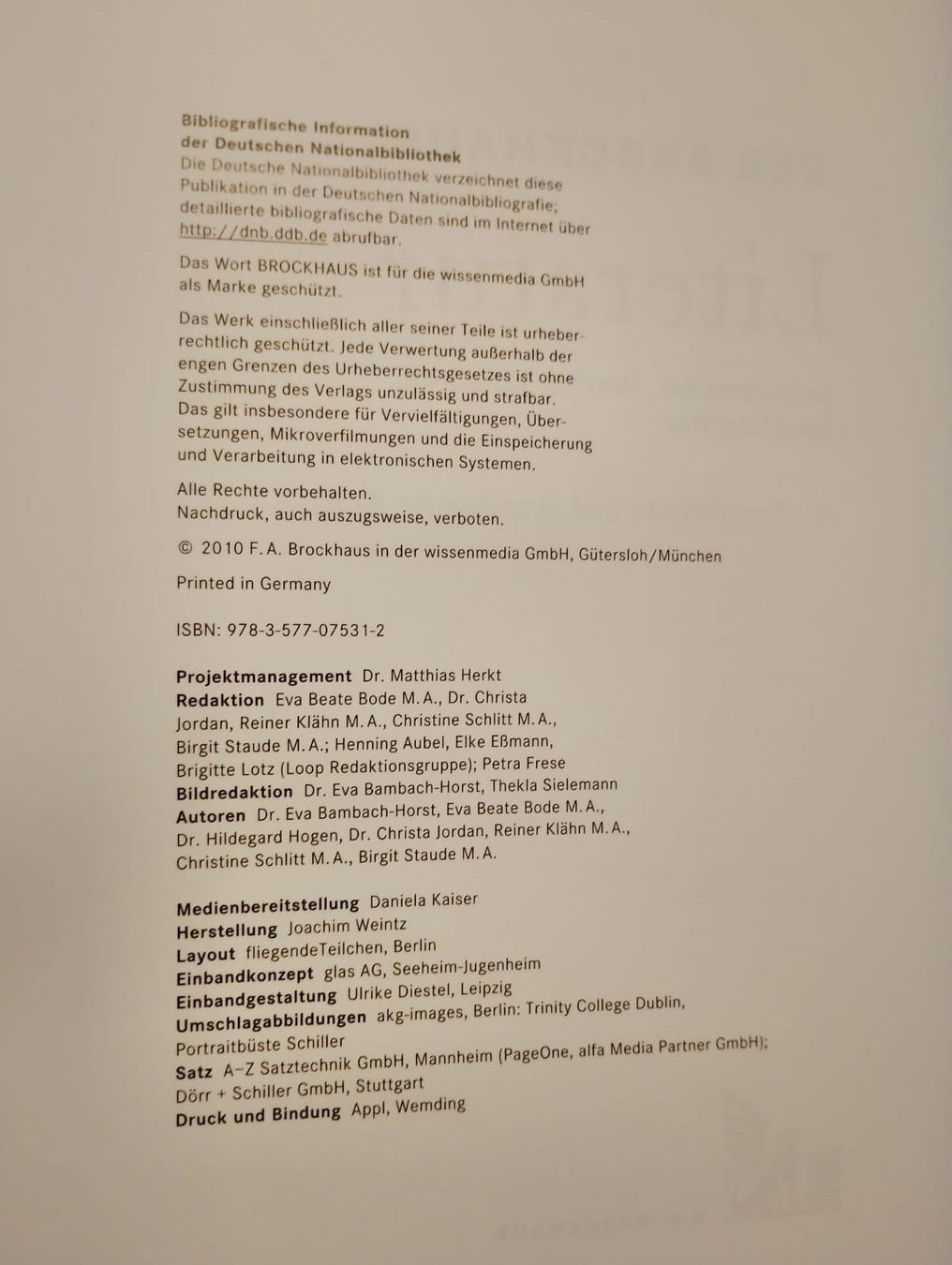 Libri: Der Brockhaus - Literatur – Usato da Ehrendingen venduto da 2Guagua2 8