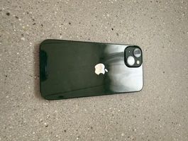 Handy Apple iPhone 13 grün gebraucht im guten Zustand