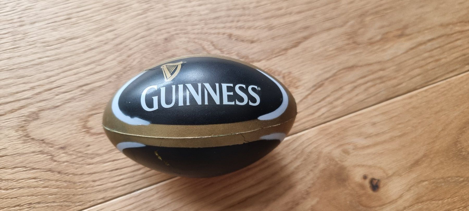 Palloni: Guinness: kleiner Rugbyspielball – Usato da Lachen SZ venduto da allesweg78