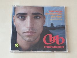 Muhabbet sie liegt in meinen Armen