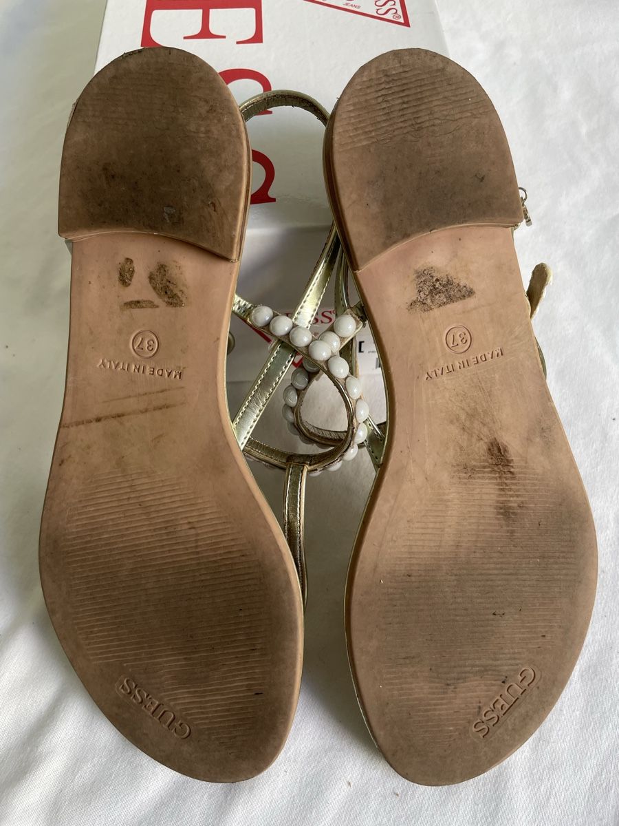Guess Chaussures femmes: Sandali Guess nr. 37 – D'occasion à Gorduno par cha_9lgw 1