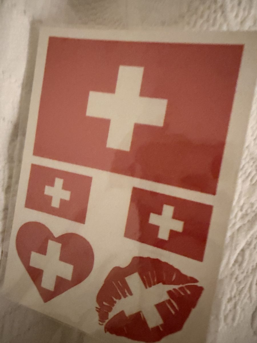 Autocollants: Swiss flag temp tattoo – Neuf avec emballage d'origine à Zug par tom_52pb