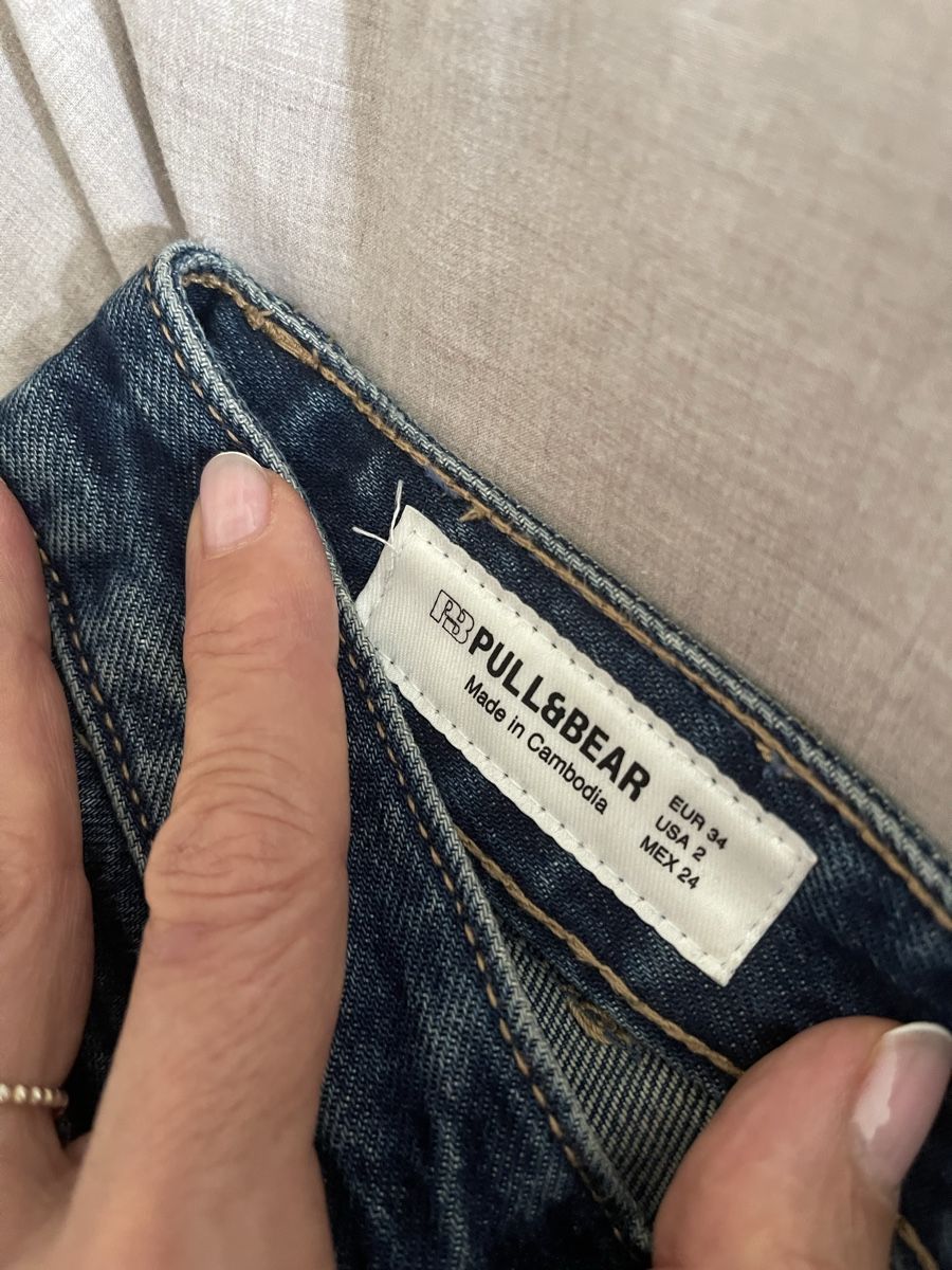 Pull&Bear Jeans: Pull&Bear Jeans, Grösse 34, Neuwertig, Top Zustand! – Usato da Horgen venduto da katjnka71 1
