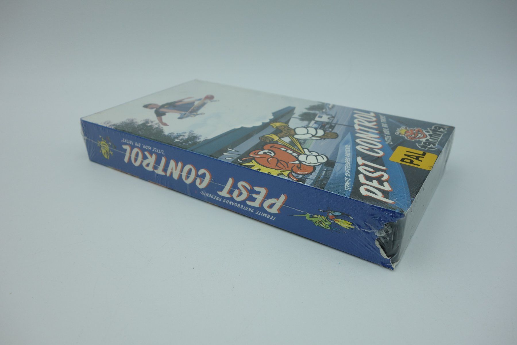Tutti i VHS: Skateboard VHS "Pest Control" von Termite, 2002, neu – Nuovo e nell'imballaggio originale da Wil SG venduto da Donaldus 2