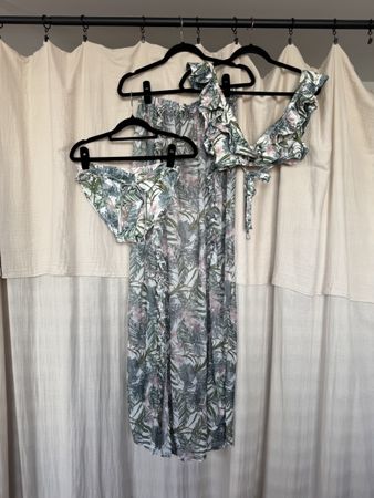 Bikini Set mit Rock floral Muster neuwertiger Zustand