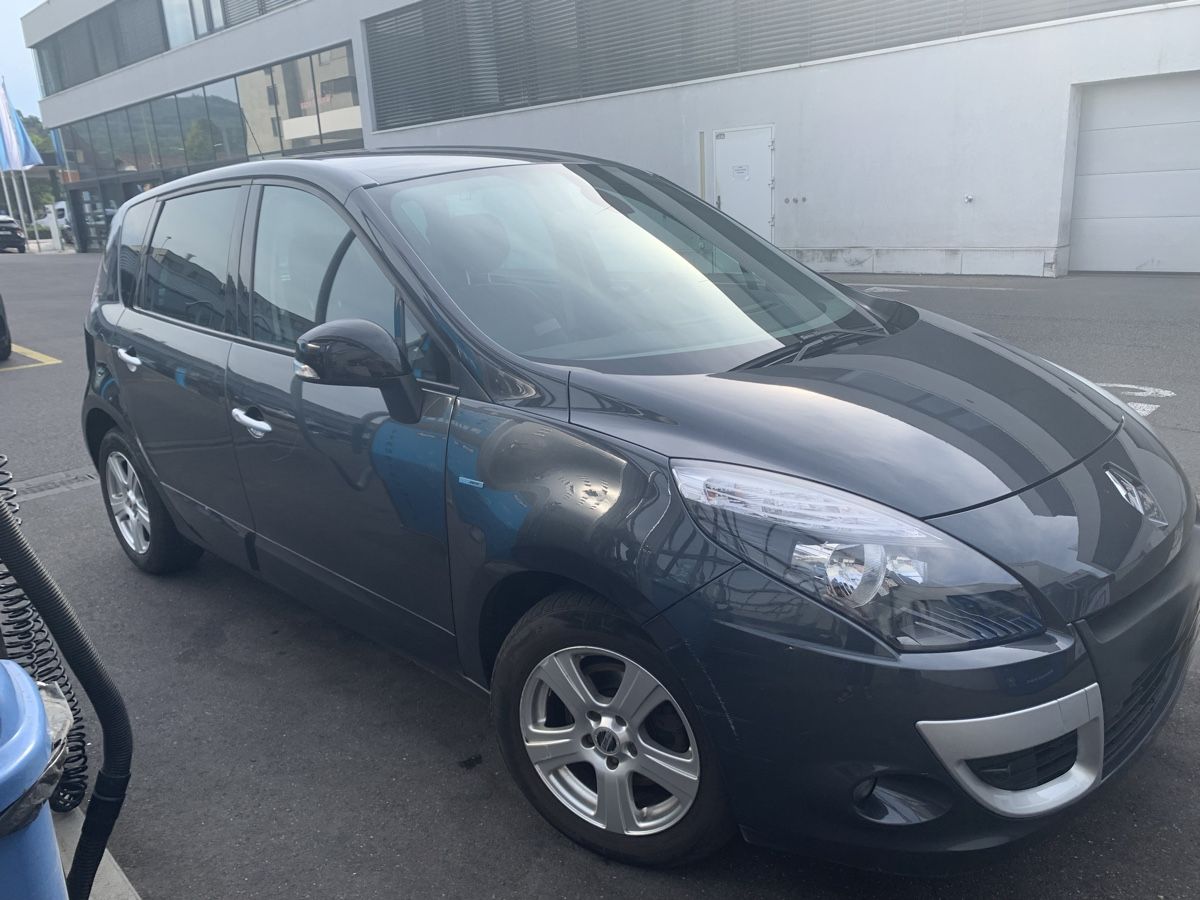 Renault Autos: Renault Scenic 1.6 dci 130 – D'occasion à Muttenz par Benet01 1