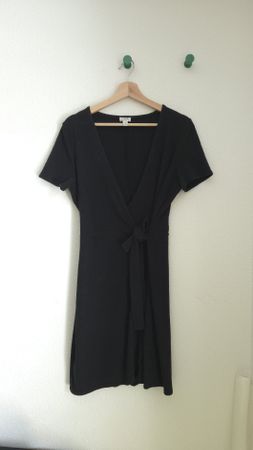 J.Crew Black Wrap Dress Size S — Tie Waist