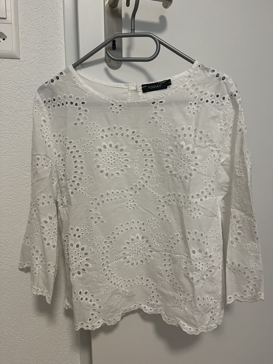 Camicette: Bluse mit Lochmuster weiss S neu – Nuovo (secondo la descrizione) da Birrwil venduto da vanyboo