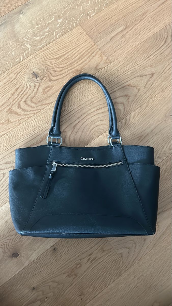 Calvin Klein Borse da donna: Calvin Klein Handtasche schwarz – Usato da Brunnen venduto da lor_mgw5