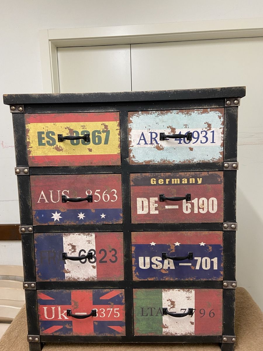 Kommoden: Kommode mit 8 Schubladen im Vintage-Design – Gebraucht aus Dietikon von brocki-eyra 2