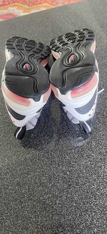 Chaussures hommes: Air Max Nike  – D'occasion à Areuse par Nic_wd9n 4
