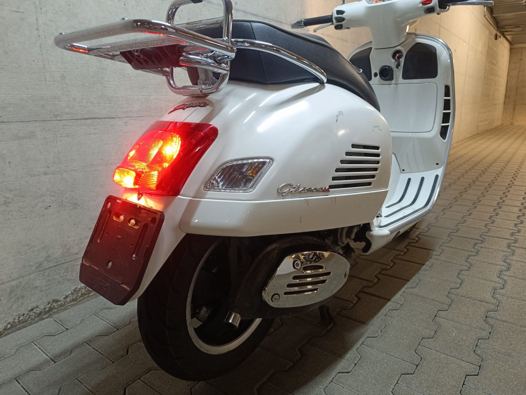 Vespa Scooter: Vespa GTS 300 Super letzte MFK 11/2025 – Usato da Reitnau venduto da kariah 4