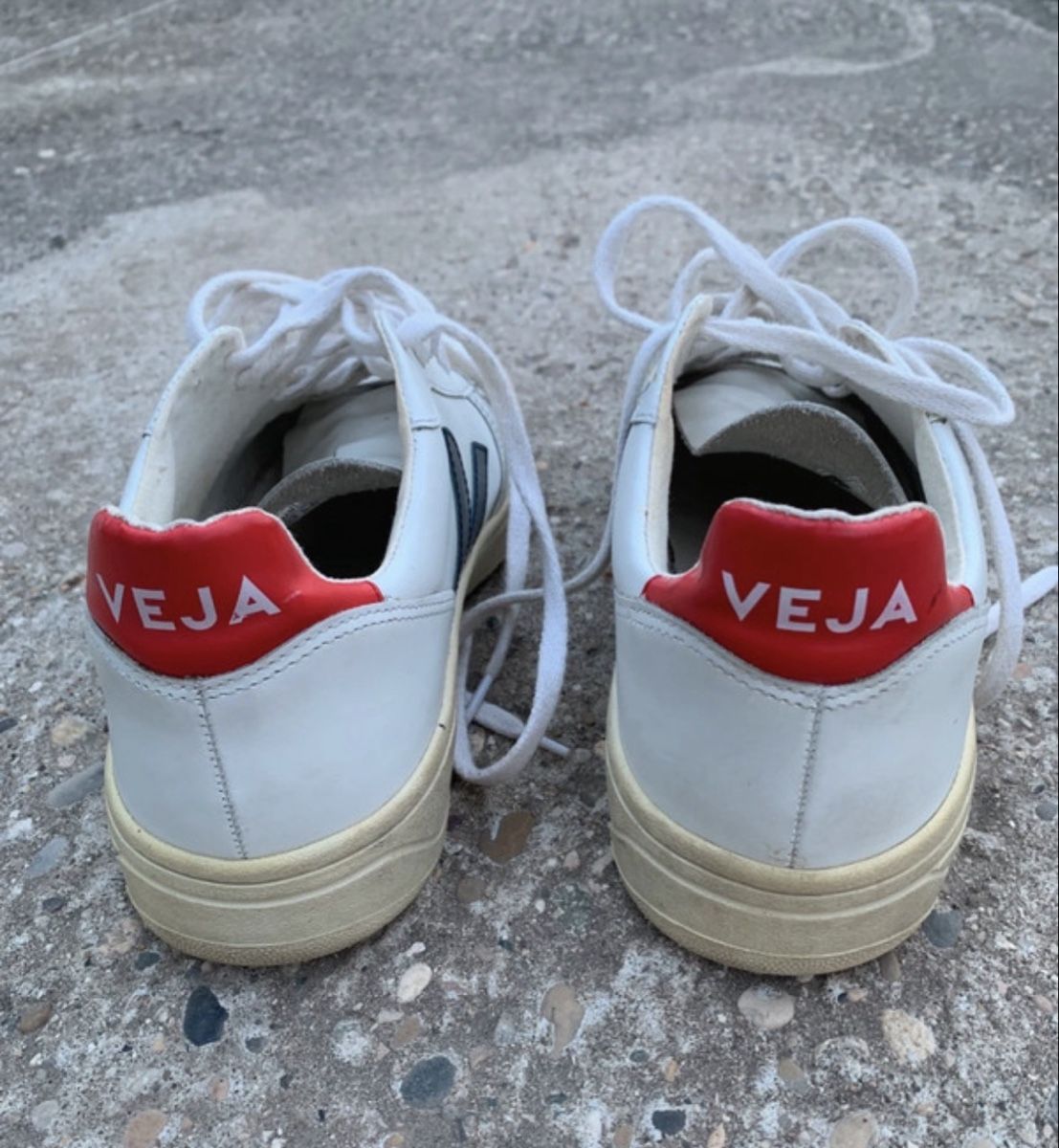 Veja Chaussures hommes: Veja Sneakers - Gr. 42 – D'occasion à Zürich par Pali_Ro 2