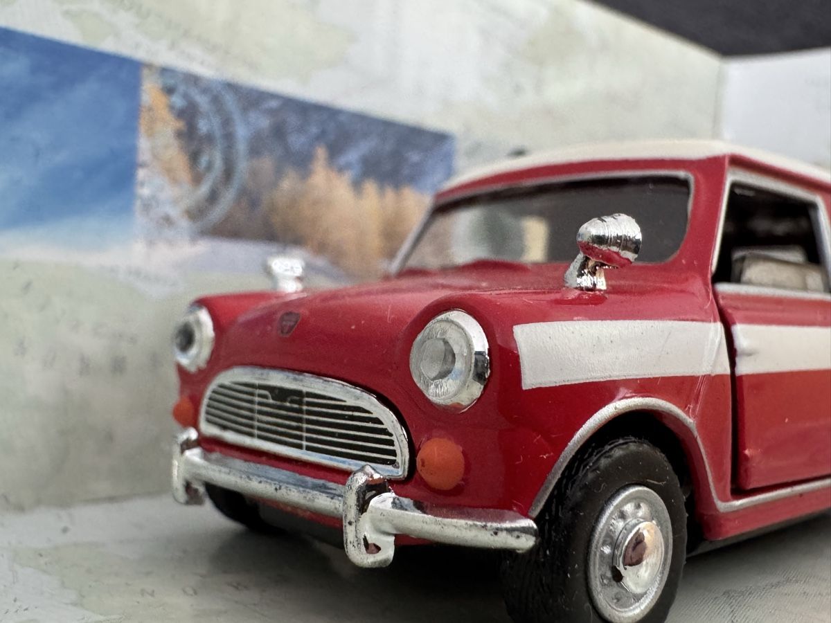 Modellautos: Mini Panel Van, Cararama 1/43, Expresspost, Top Zustand! – Neu und originalverpackt aus Ibach von jansim 3