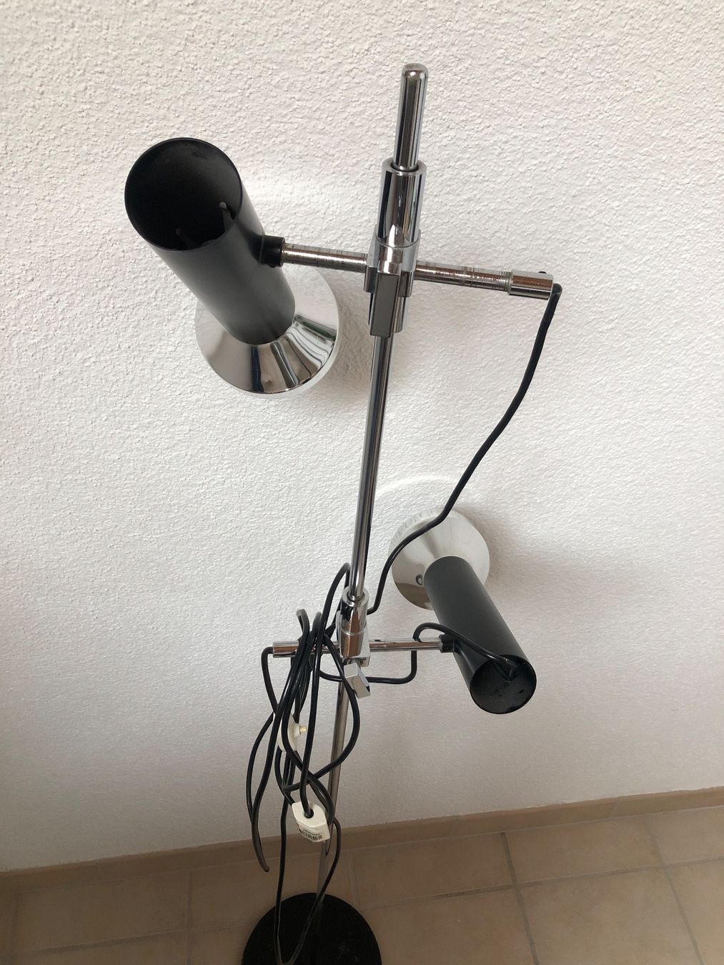 Lampen: Sehr schöne seltene Designer Stehlampe mit 2 Leuchte – Gebraucht aus Sirnach von Gozogo 4