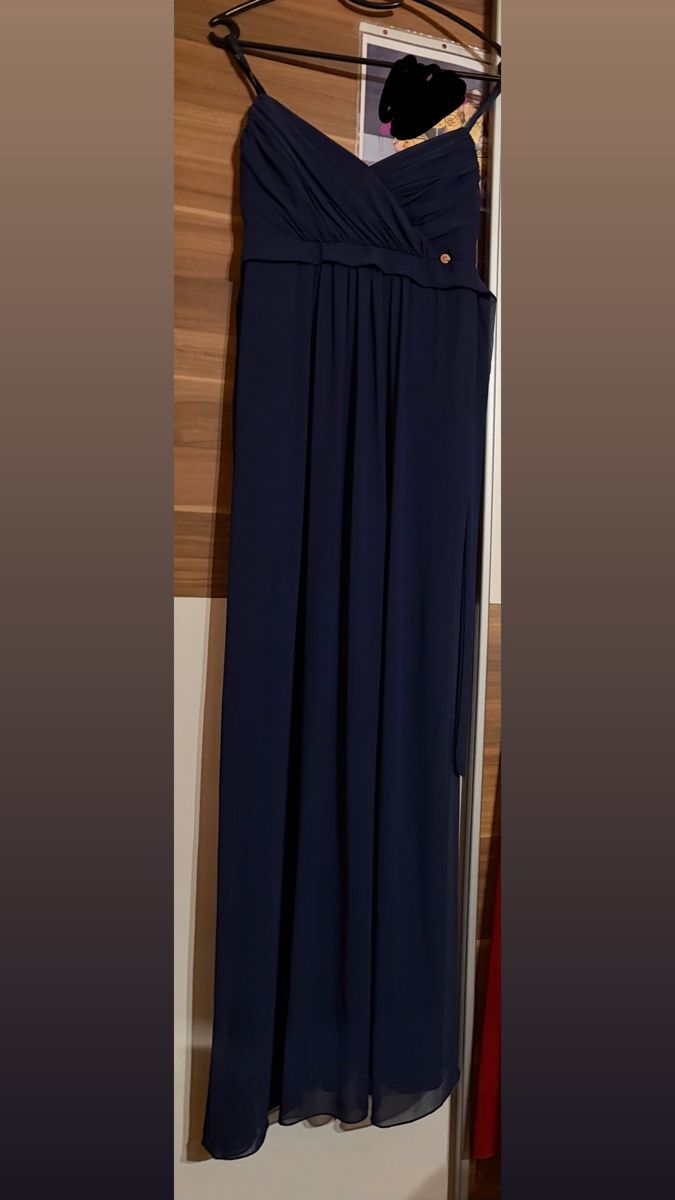 Vestiti: Kleid Grösse M – Usato da Ennenda venduto da Gizzy_99