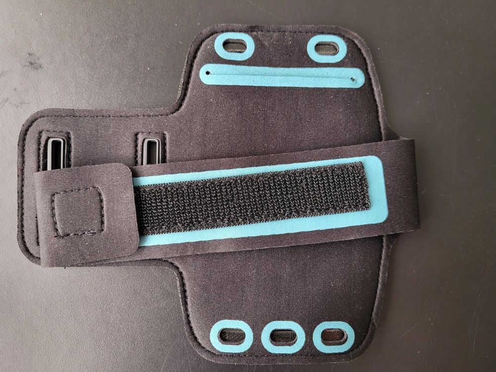 CoverKingz Sportarmband Für Xiaomi Redmi Note 9 – Laufarmband Mit Schlüsselfach, Verstellbar (22–40 Cm), Schwarz