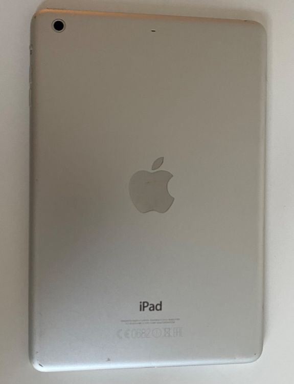 Günstiges iPad Ideal für unterwegs! Kaufen auf Ricardo