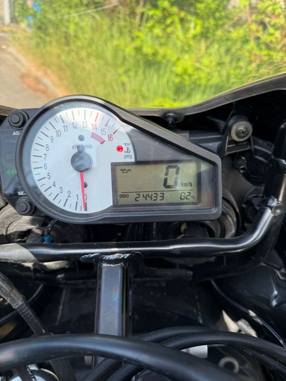 Suzuki Strada: Suzuki GSX-R 750 – Usato da Balsthal venduto da Rucksackschweizer 8