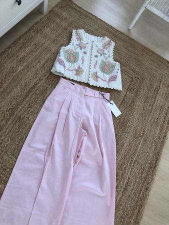 Zara Weste und Hose. Gr. XS. Neu mit Etikett 