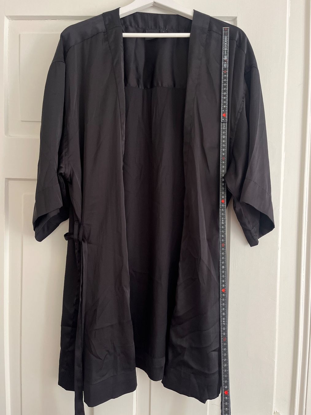 Arte internazionale: ASOS Kimono Damen Gr. M Schwarz – Usato da Zürich venduto da bretxo 2