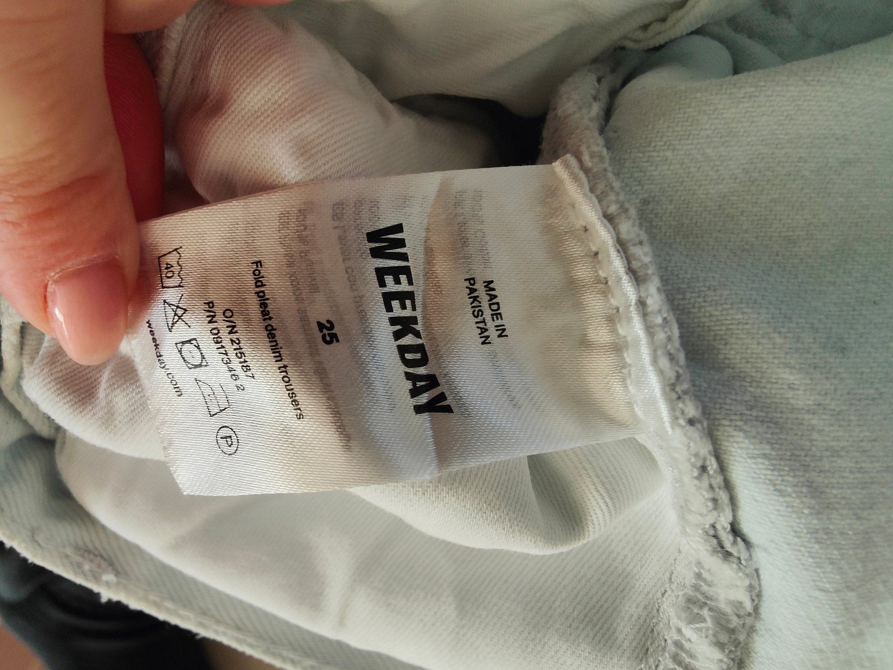 Weekday Jeans: Weekday Jeans - Grösse 25 – Nuovo (secondo la descrizione) da Rickenbach b. Wil venduto da VeryLovelyThings 7