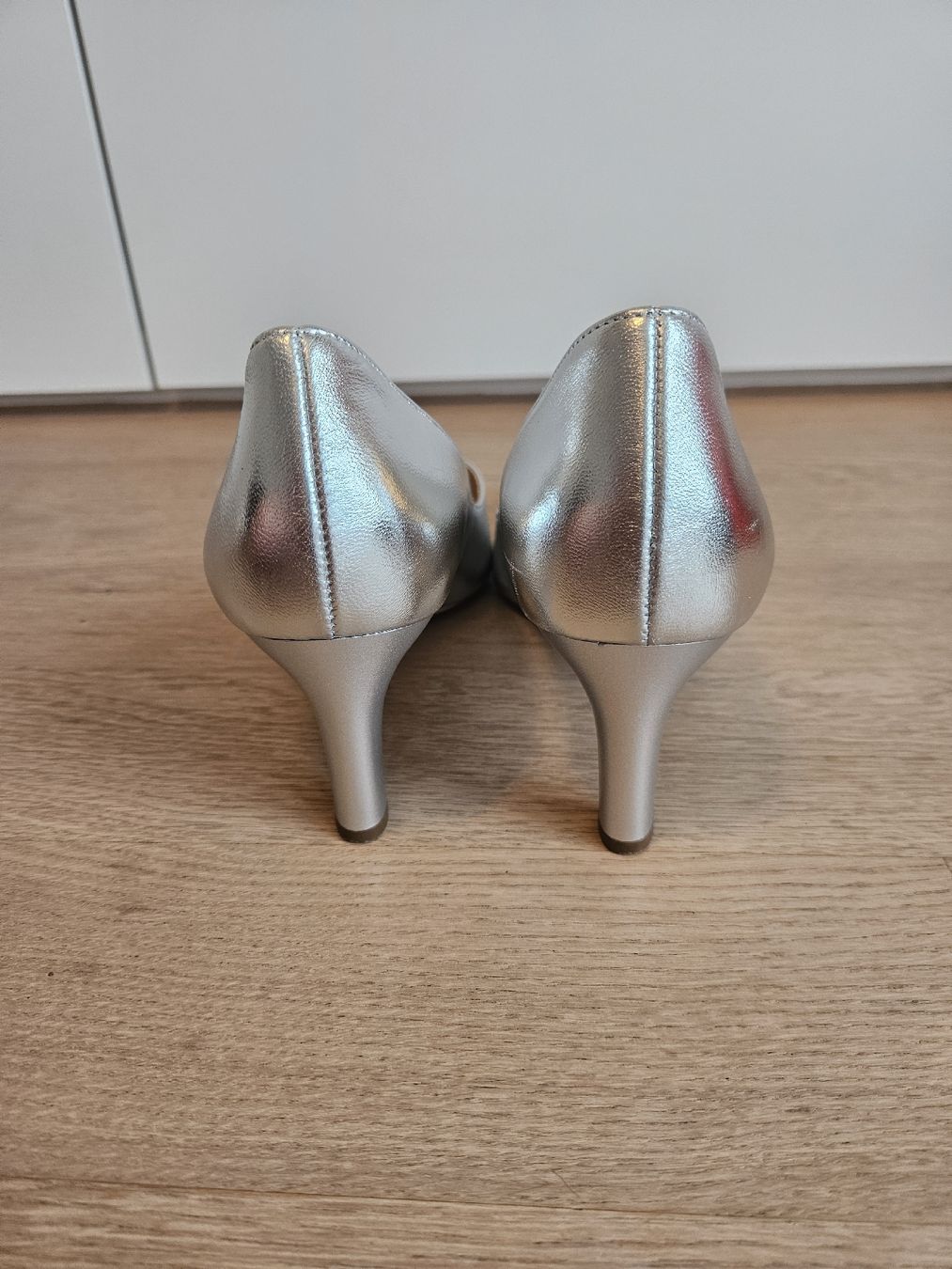 Högl Scarpe da donna: Högl Pumps in silber Leder Gr 39 – Nuovo (secondo la descrizione) da Regensdorf venduto da bus_dn2t 2
