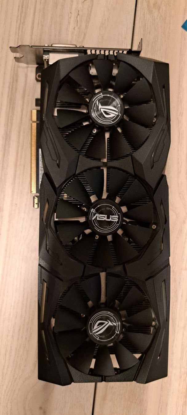 Nvidia Schede grafiche: GTX 1080Ti 11G – Usato da Athenaz (Avusy) venduto da brun_lionel