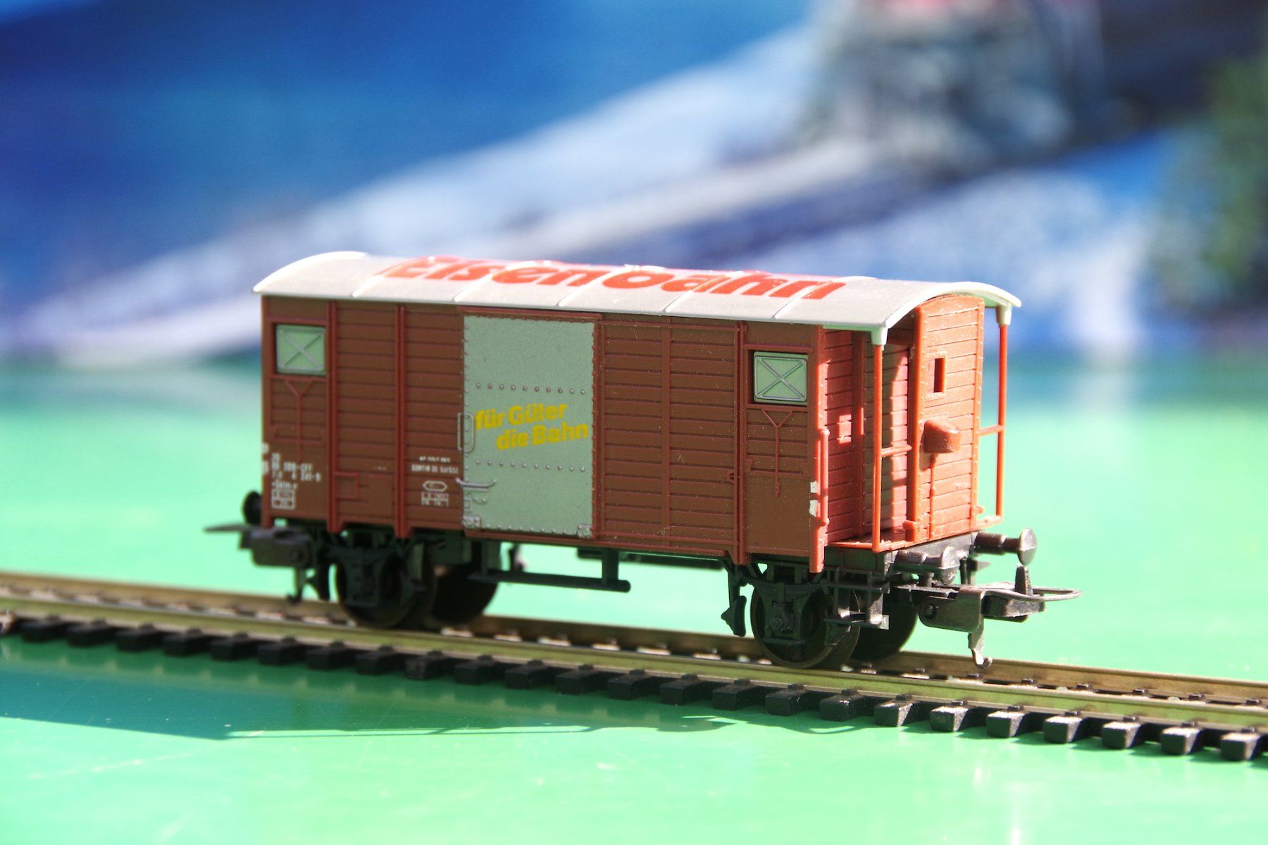 Lima Modellini di ferrovie: gedeckter Güterwagen H0 Lima SBB CFF FFS K2 – Usato da Frauenfeld venduto da Danielpwiedmer