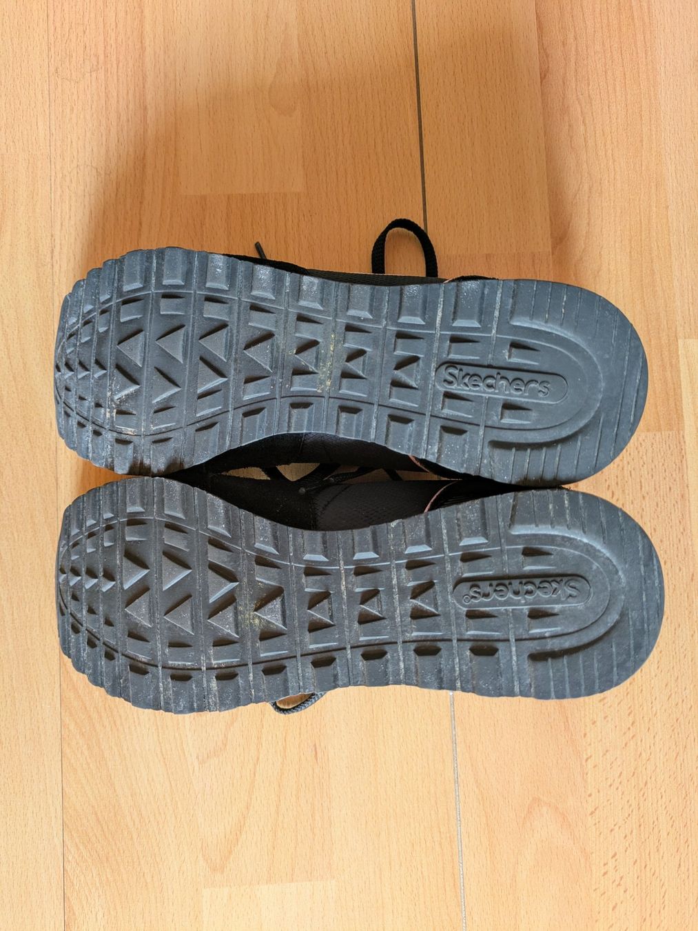 Scarpe da donna: Sketchers, schwarz-rosa, 38 – Usato da Reichenburg venduto da Telja 2