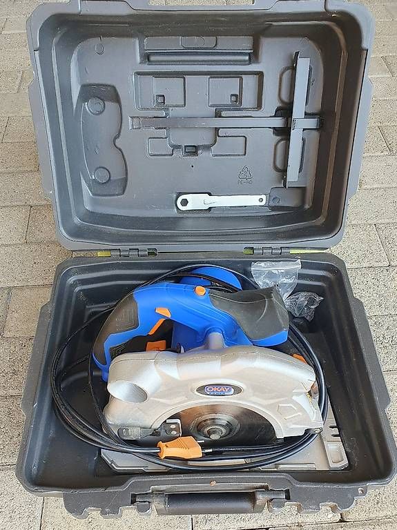 Sägen: Handkreissäge elektrisch – Gebraucht aus Huttwil von Bruzbi 2