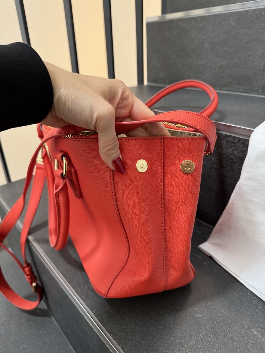 DKNY Borse da donna: DKNY Handtasche - neuwertig – Nuovo (secondo la descrizione) da Liestal venduto da dani_sale 4