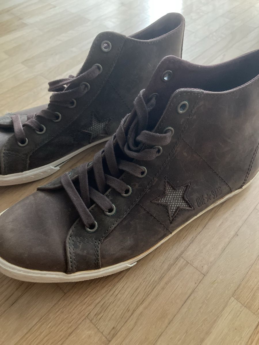 Converse Scarpe da donna: Converse One Star, Wildleder braun, Gr. 36 – Usato da Schlieren venduto da cotopaxi06 3