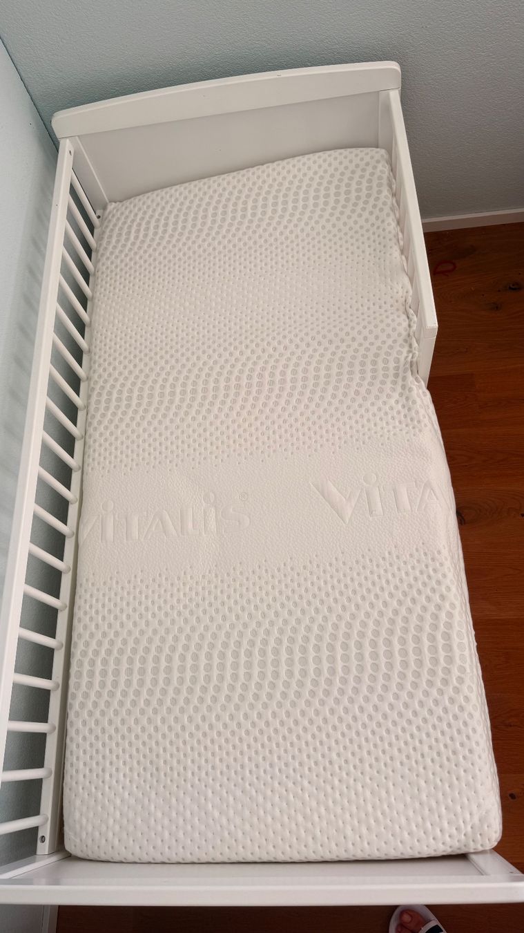Ikea Letti: IKEA KRITTER Juniorbett in Weiß – Usato da Gross venduto da Julia23 3