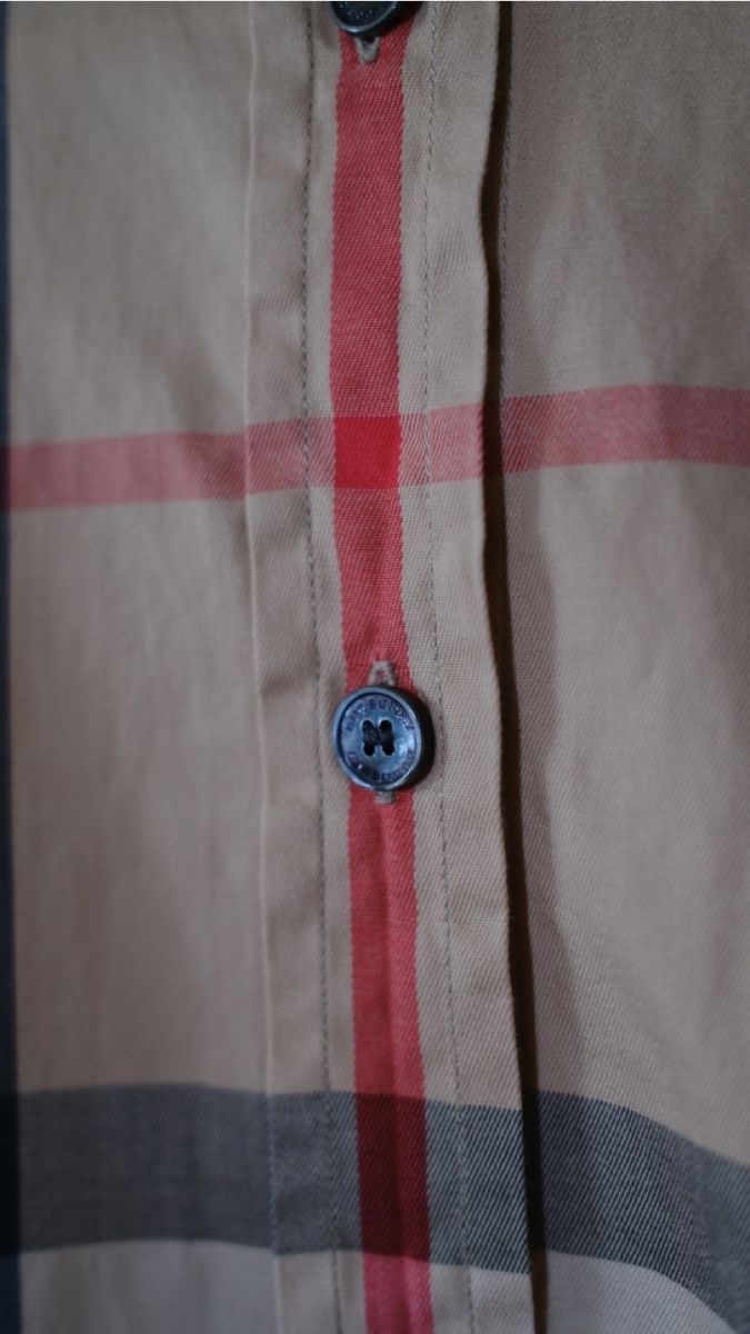 Burberry Camicette: Burberry Checked Shirt – Nuovo (secondo la descrizione) da Schliern b. Köniz venduto da naz_jg6s 2