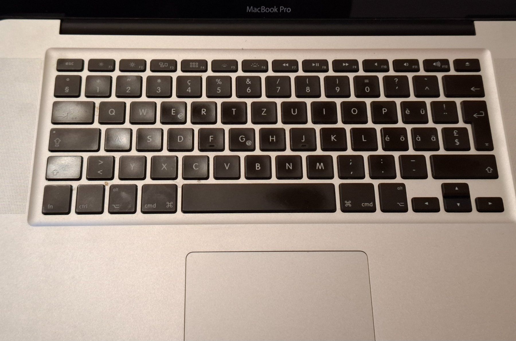 Apple Notebook: Apple MacBook Pro 15" (A1286, i7) – Usato da Zihlschlacht venduto da fam_k2hl 2