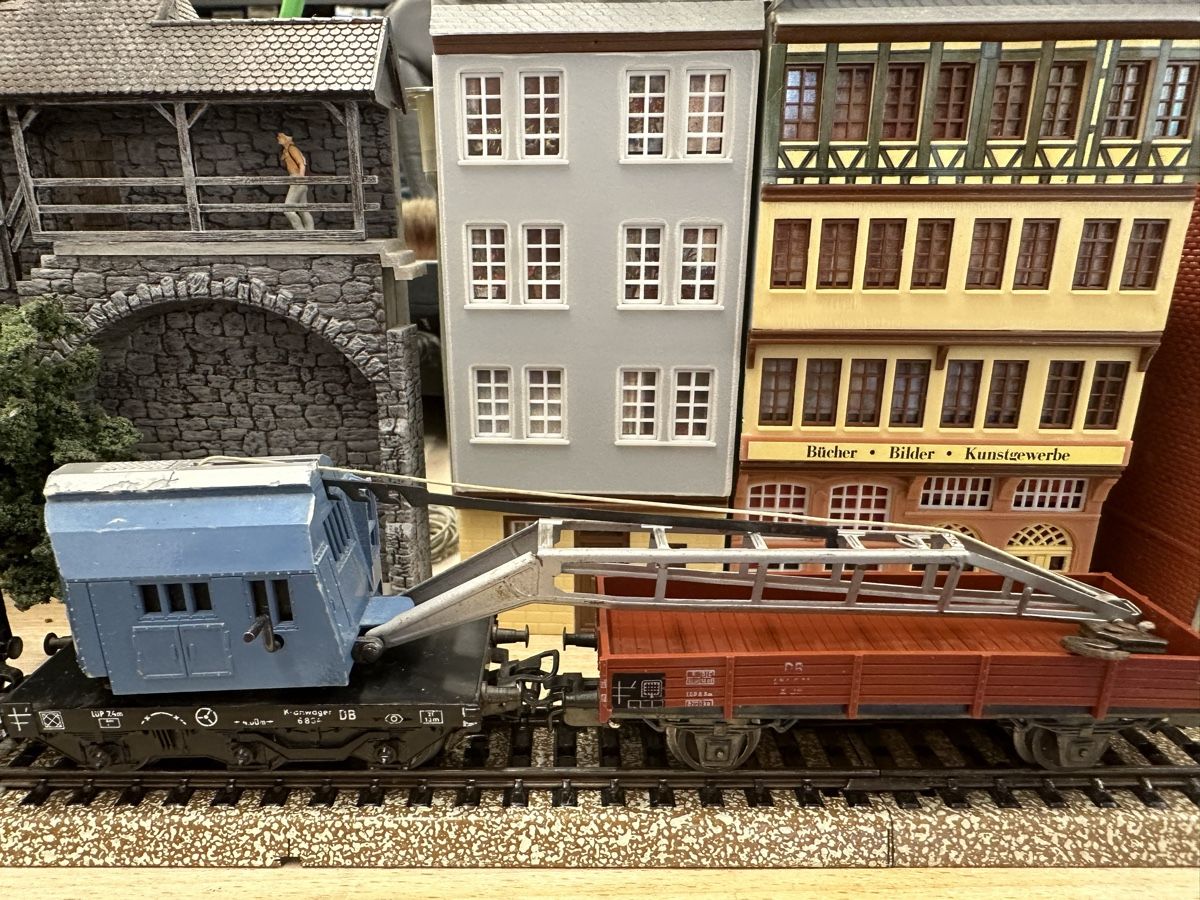 Märklin Modelleisenbahnen: Märklin 3000 DB BR 89 Bauzug – Gebraucht aus Lupsingen von New-Haven 2