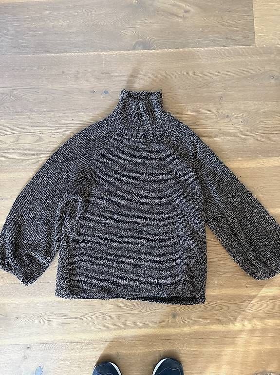 Lotti di vestiti: Kleider Paket M / L – Usato da Zürich venduto da Sashkica 4