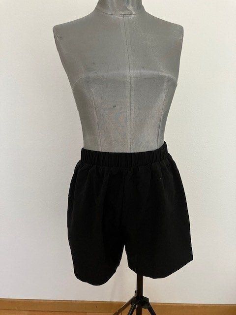 Shein Lotti di vestiti: Ensemble T M – Usato da Marin-Epagnier venduto da rchouchouu 2