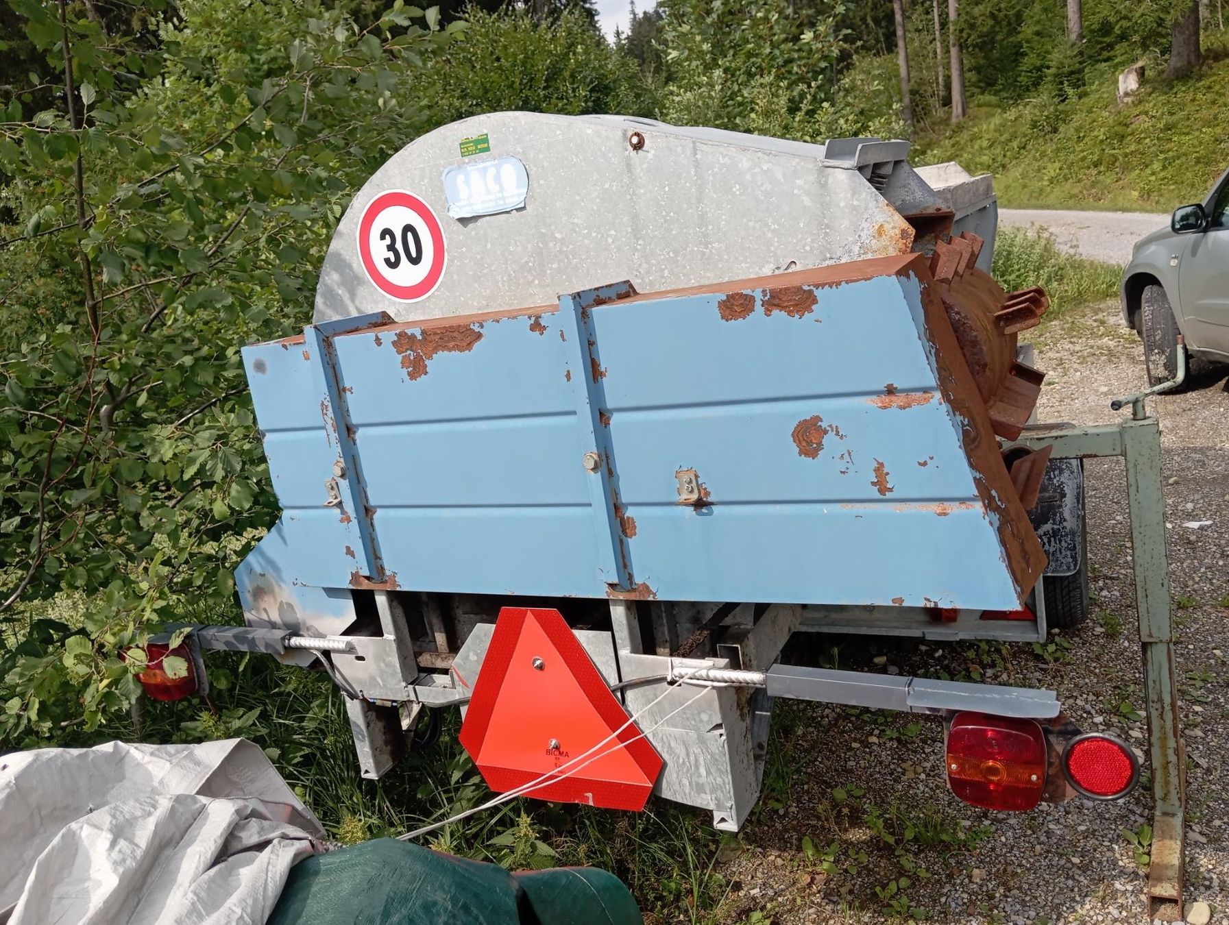 Toutes les machines: Saco Mistzetter Miststreuer – D'occasion à Unteriberg par belltech 1