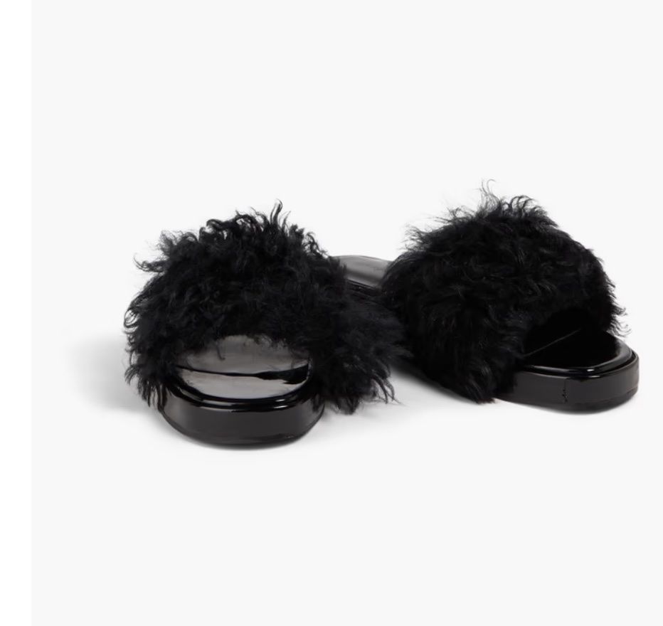 Scarpe da donna: BY FAR slides gr 36 parfait était – Nuovo (secondo la descrizione) da Pully venduto da Sell_it_all 1