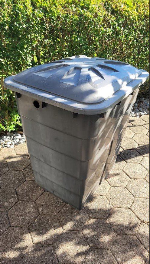 Annaffiatura & Irrigazione: Regenfass 300L – Usato da Eschenbach SG venduto da Vsf