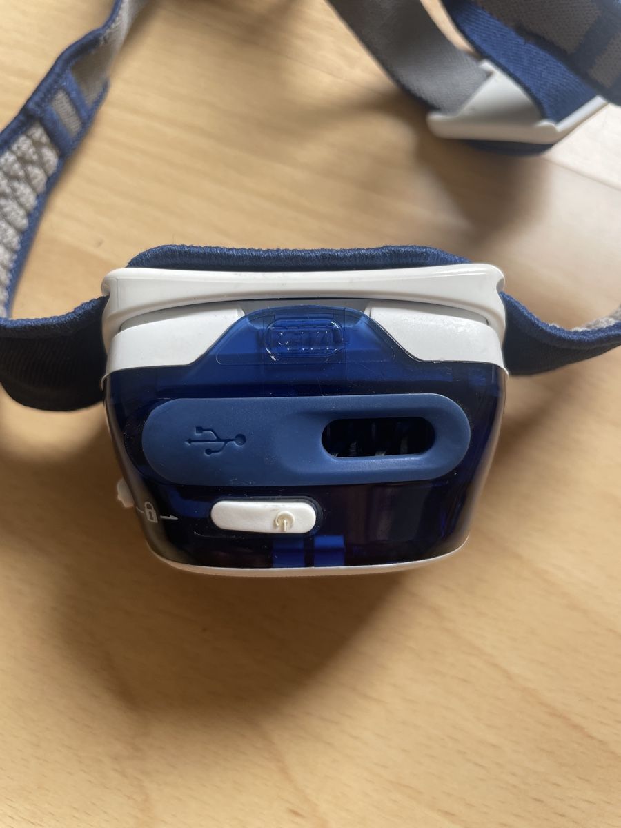Petzl Lampade: Petzl Reactik headlamp – Usato da Uster venduto da dinero92 1