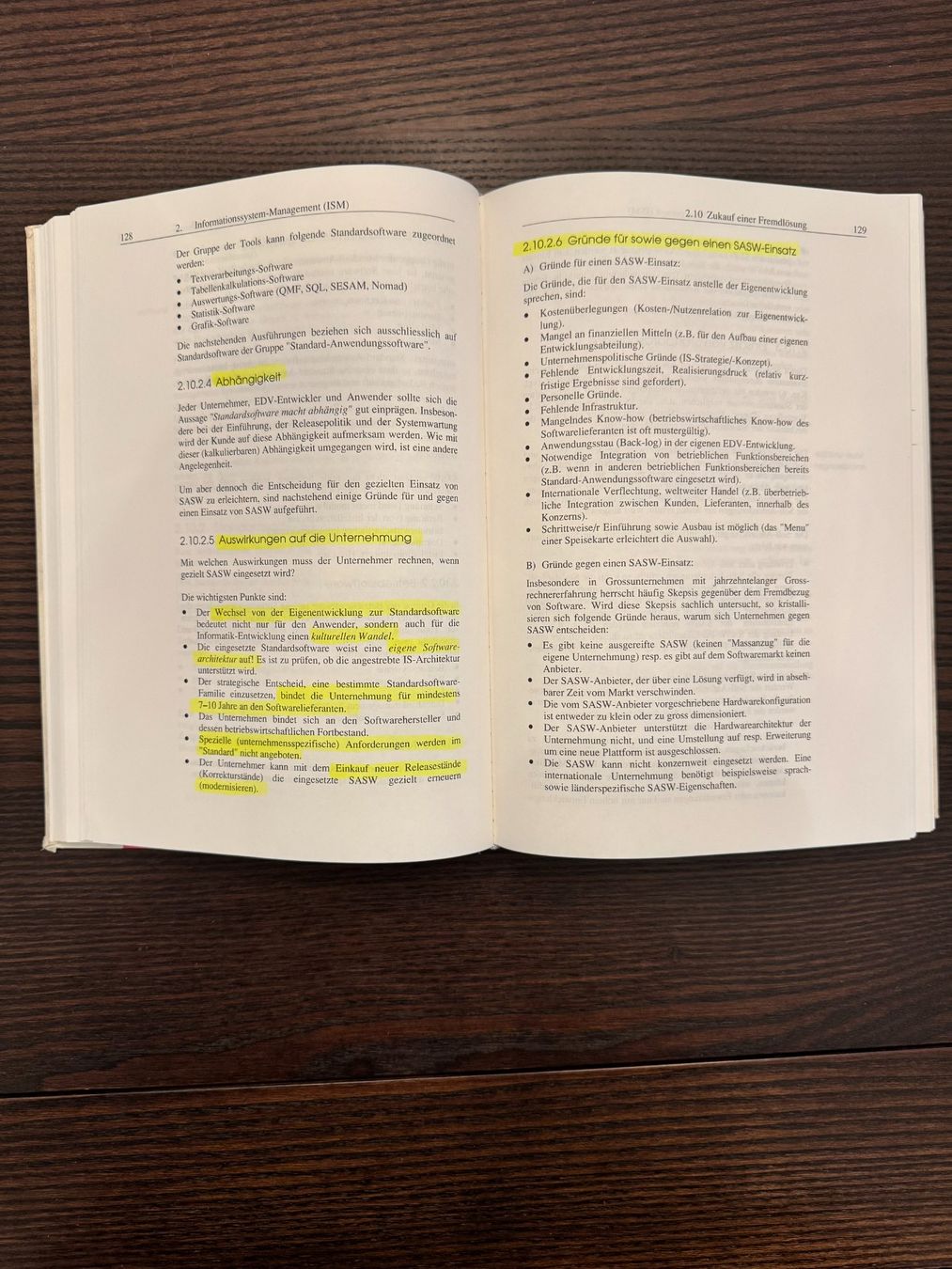 Libri: System-Entwicklung in der Wirtschaftsinformatik – Usato da Spreitenbach venduto da Webtempel 2