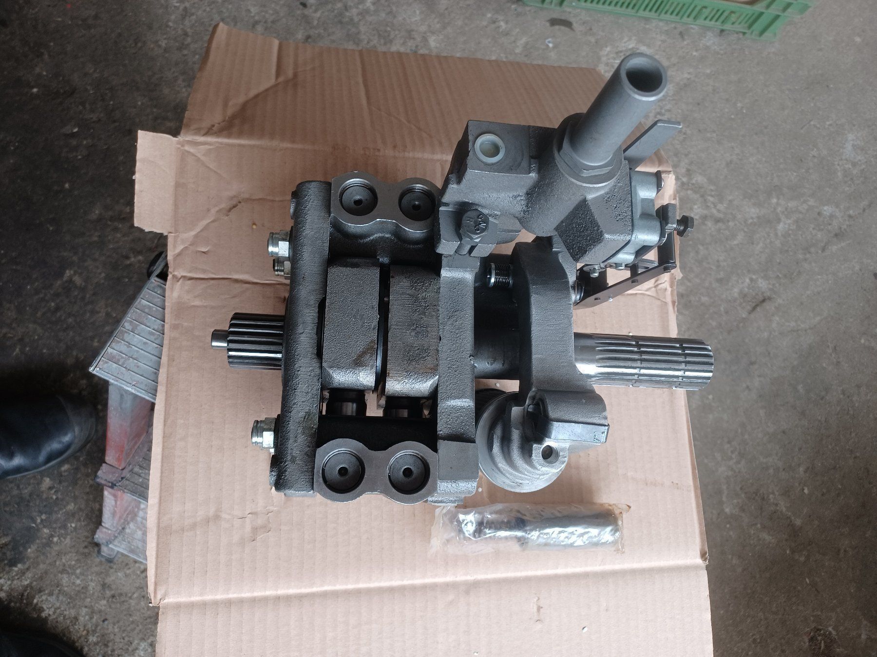 Massey Ferguson Trattori: MF-Hydraulikpumpe Mark III – Nuovo e nell'imballaggio originale da Rothenthurm venduto da mf-schuler 2