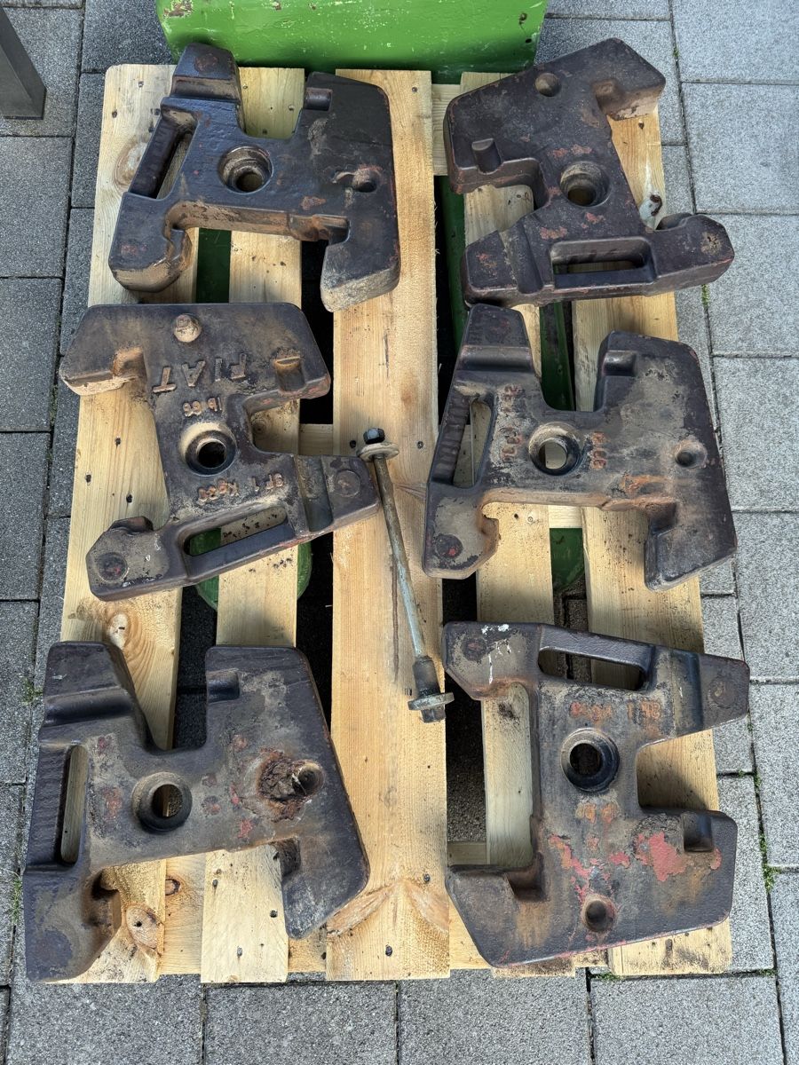 Trattori: Frontgewicht Fiat 30 kg 6stk – Usato da Reisiswil venduto da M62014 1