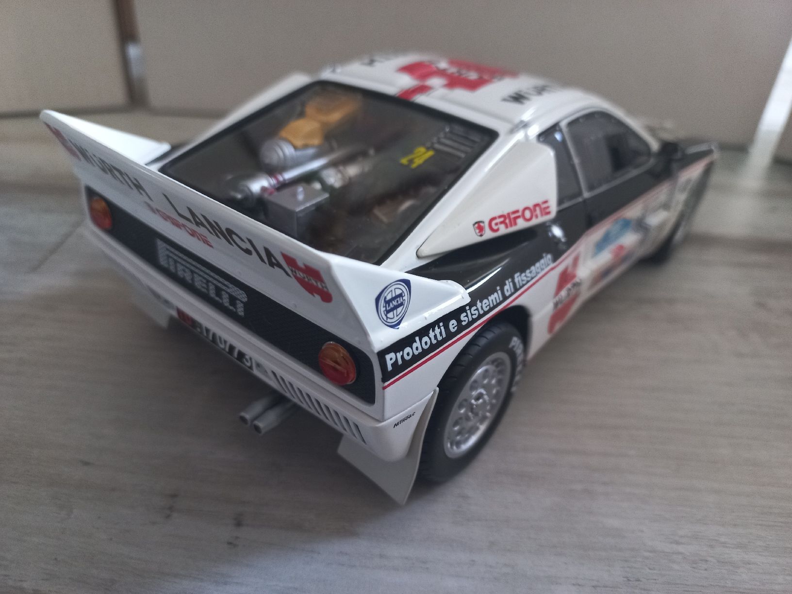 Kyosho Modellini d'auto: Lancia 037 1/18 Kyosho – Usato da Attalens venduto da remy_s00 4