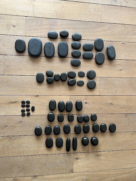 Dispositivi per massaggi: Hot Stone Massage Set – Usato da Davos Wolfgang venduto da asta2116